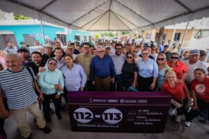 Toda la gente merece vivir con dignidad: afirma gobernador Rocha al entregar obras en Costa Rica.