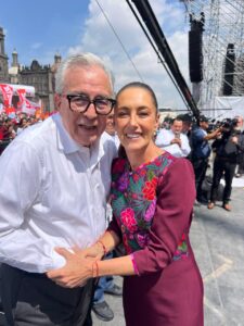 Gobernador Rocha presente en la celebración del primer año de labores de la presidenta Claudia Sheinbaum.