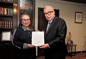 Nombra Gobernador Rocha a Silvia Evelin Ward Bringas como nueva subsecretaria de Educación Básica en Sinaloa.